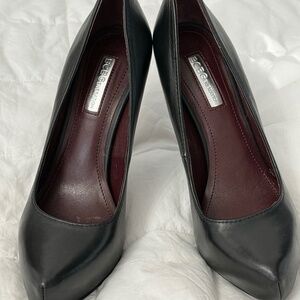 BCBG Black Platform Heels  Size 6½